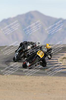 media/Nov-16-2025-Race Pace (Sun) [[8c5fa54630]]/Verified Riders/8-Turn 12 (120pm)/